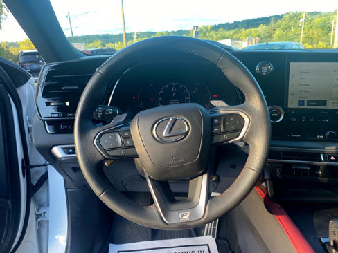 Used 2024 Lexus RX 350 AWD image 25