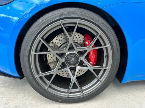 Certified 2025 Porsche 718 Boxster Spyder RS image 38