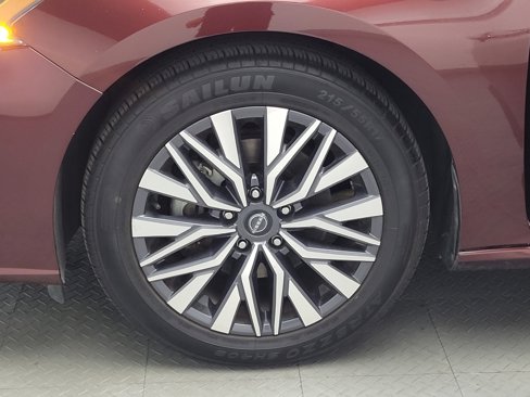 Used 2023 Nissan Altima 2.5 SV image 31