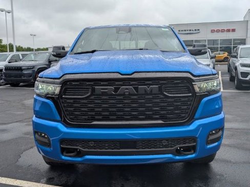 New 2026 RAM 1500 4x4 Crew Cab image 7