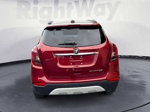 Used 2022 Buick Encore Preferred w/ Safety Package image 4