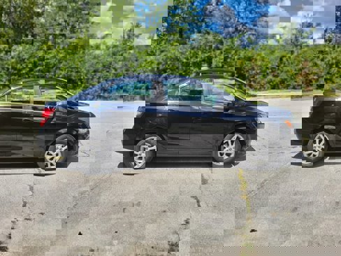 Used 2017 Chevrolet Sonic LT image 5
