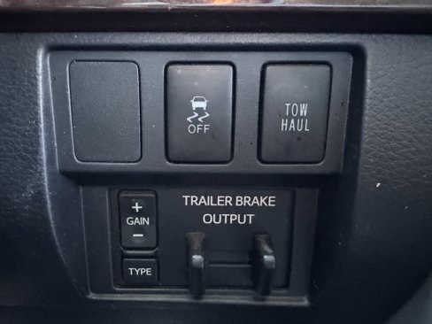 Used 2017 Toyota Tundra Limited image 28
