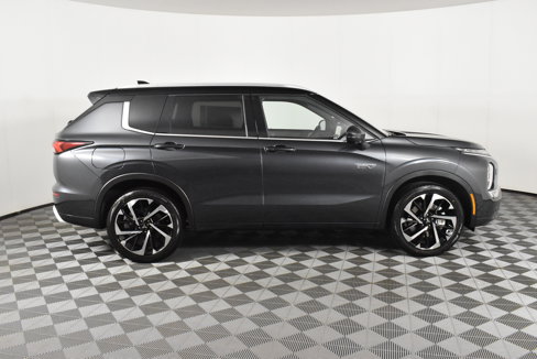 New 2025 Mitsubishi Outlander SEL image 5
