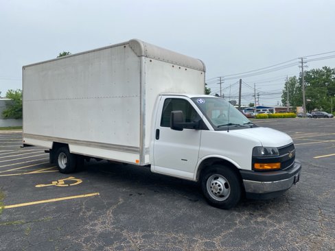 Used 2020 Chevrolet Express 3500 Extended w/ Power Convenience Package image 7
