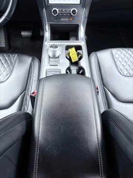 Used 2023 Ford Edge Titanium image 27