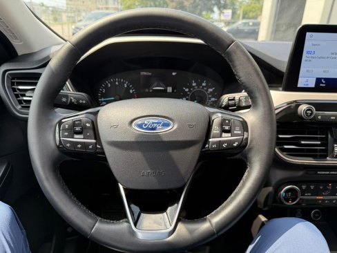 Used 2021 Ford Escape SEL image 21