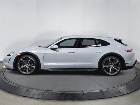 Certified 2024 Porsche Taycan 4 Cross Turismo image 10