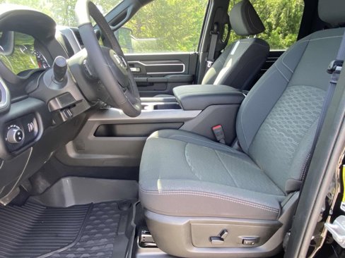 New 2025 RAM 2500 Big Horn image 17