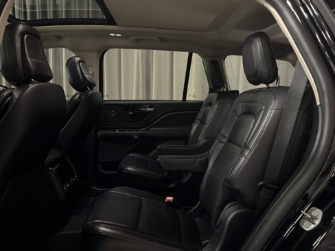 Used 2020 Lincoln Aviator Reserve w/ Equipment Group 201A image 31