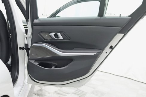Used 2025 BMW M340i xDrive w/ Premium Package image 38