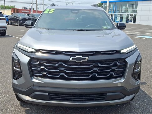 Certified 2025 Chevrolet Equinox LT w/ Safety and Technology Package image 2