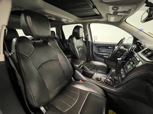 Used 2016 Chevrolet Traverse LTZ image 9