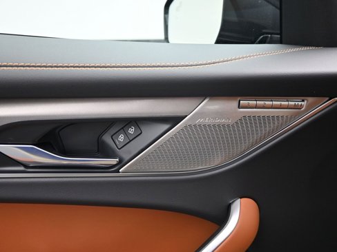 New 2026 Jaguar F-PACE R-Dynamic S image 20