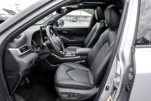 Used 2024 Toyota Highlander XSE image 15