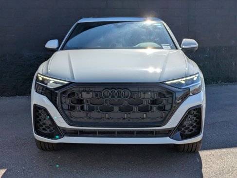 New 2025 Audi Q8 Premium Plus image 2