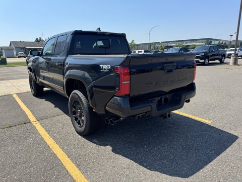 New 2025 Toyota Tacoma TRD Sport w/ TRD Sport Upgrade Package image 4