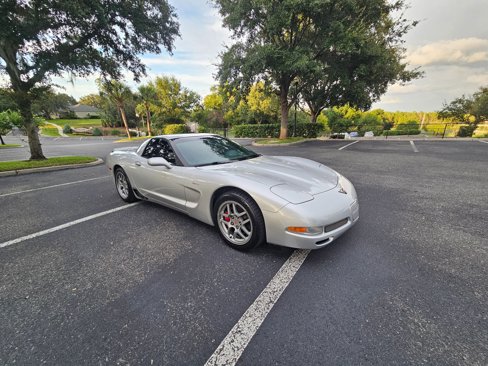 Used 2002 Chevrolet Corvette Z06 w/ Memory Pkg image 2