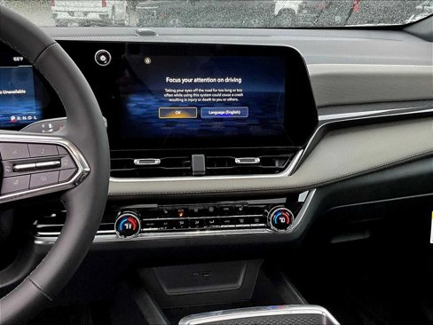 New 2026 Chevrolet Equinox LT w/ Convenience Package II image 13