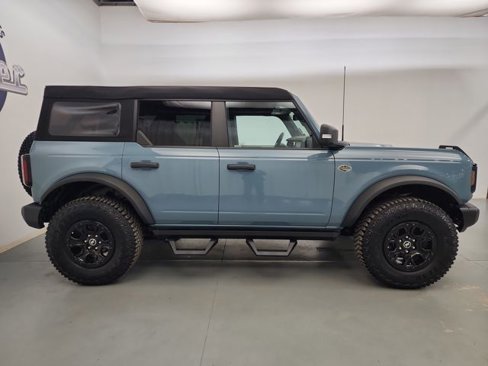 Used 2023 Ford Bronco Wildtrak image 11