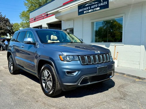 Used 2019 Jeep Grand Cherokee Limited w/ Trailer Tow Group IV image 6