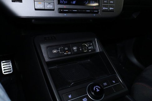Used 2024 Hyundai Kona N Line image 35