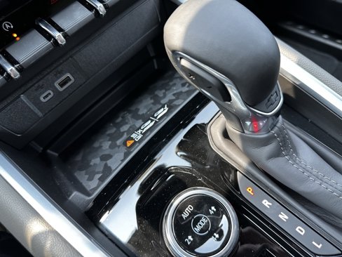 New 2025 Chevrolet Colorado ZR2 image 18