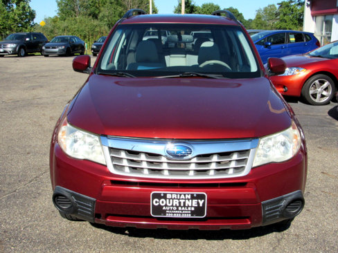 Used 2011 Subaru Forester 2.5X Premium w/ All-Weather Pkg image 3