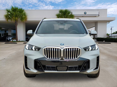 New 2026 BMW X5 xDrive50e w/ M Sport Package image 2