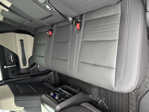 New 2026 GMC Hummer EV SUV image 22