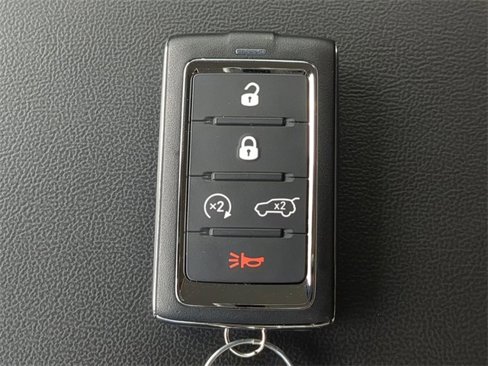 Used 2023 Jeep Grand Cherokee L Limited w/ Black Appearance Package image 38