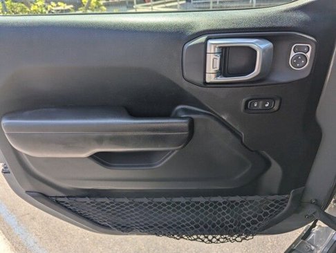 Used 2020 Jeep Wrangler Unlimited Sport image 23