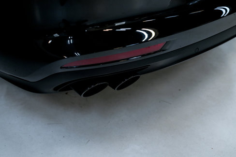 Used 2023 Porsche Panamera GTS image 22