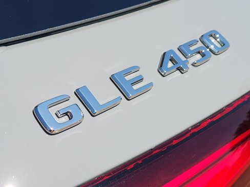 New 2026 Mercedes-Benz GLE 450 4MATIC image 11