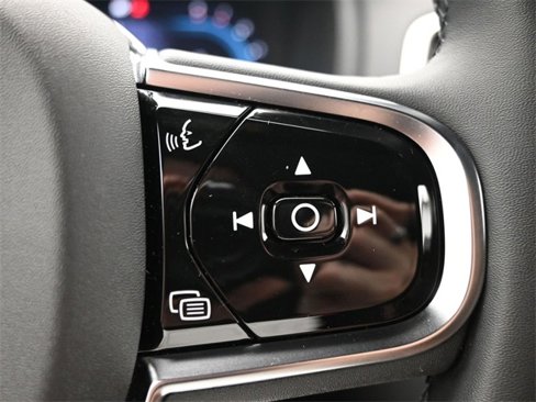Used 2024 Volvo XC90 B6 Plus w/ Protection Package image 24