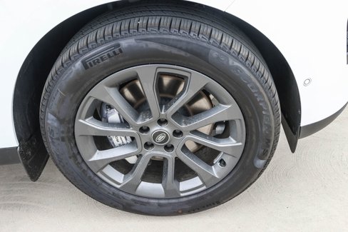 New 2025 Land Rover Range Rover Sport image 9