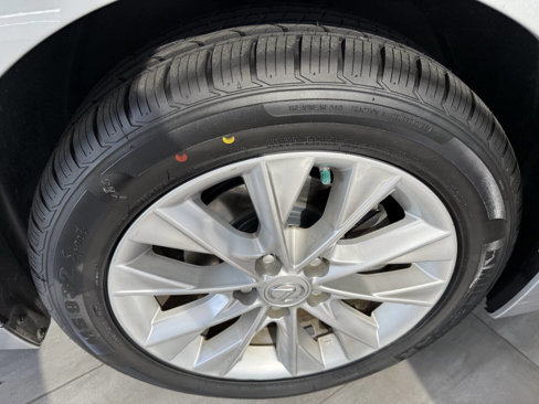 Used 2014 Lexus ES 300h image 52