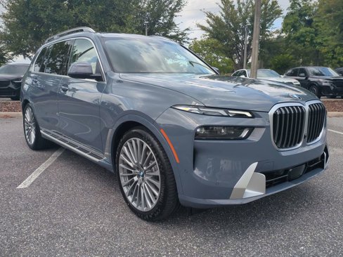 New 2026 BMW X7 xDrive40i w/ Executive Package image 3