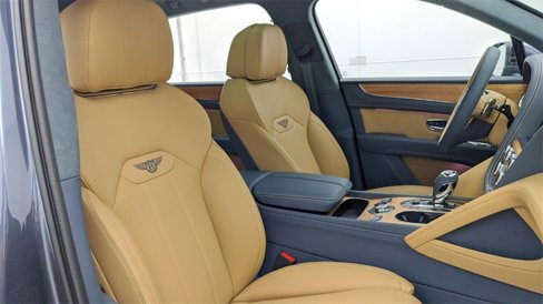 New 2024 Bentley Bentayga image 28