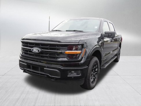 New 2025 Ford F150 XLT w/ Equipment Group 302A MID image 4