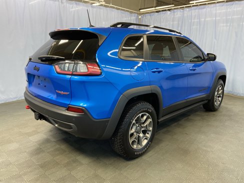 Certified 2023 Jeep Cherokee Trailhawk w/ Trailer Tow Group image 6