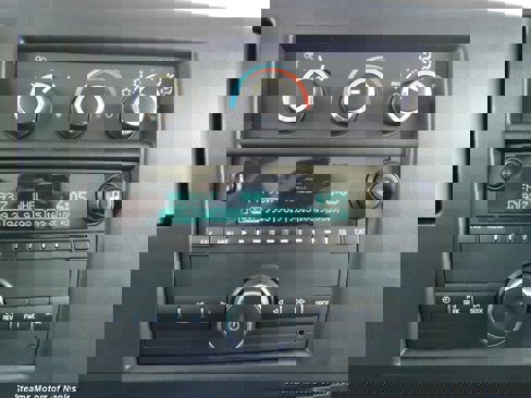 Used 2017 Chevrolet Express 3500 image 14