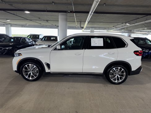 Certified 2025 BMW X5 xDrive40i w/ Climate Comfort Package image 5