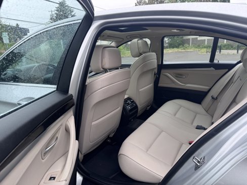 Used 2012 BMW 528i xDrive Sedan image 26