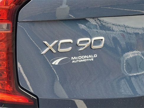 New 2026 Volvo XC90 B5 Plus image 16