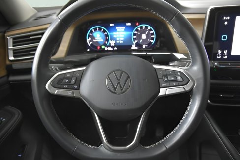 Used 2024 Volkswagen Atlas SE image 18