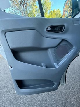 Used 2019 Ford Transit 350 XLT image 9