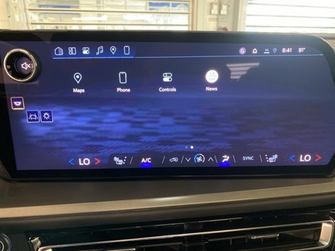 New 2026 Chevrolet Traverse LT w/ Sun and Wheel Package image 20