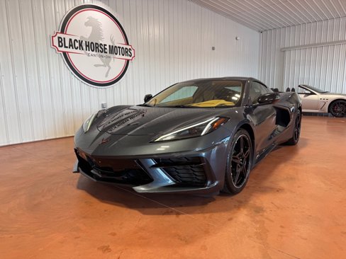 Used 2020 Chevrolet Corvette Stingray Premium Cpe w/ 3LT Preferred Equipment Group image 4