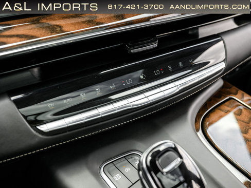 Used 2023 Cadillac Escalade ESV Sport Platinum w/ LPO, ONYX Package image 46